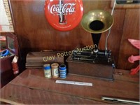 Antique Edison Cylindar Phonograph Machine