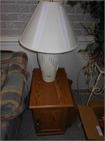 Small Stand / Magazine Rack with ceramic lamp