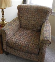 Art Van Chair (brown / tan pattern)