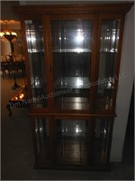 Oak Curio Cabinet (2 doors)