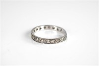 White gold and diamond ring band