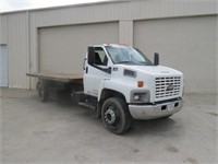 2005 Chevrolet C6C042 Roll Off Truck w/ Flatbed