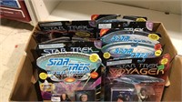 Box lot of 10 Star Trek figures in the blister