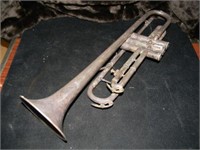 KING MUSICAL INSTRUMENTS TRUMPET