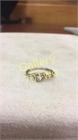 10k yellow gold ring size 6.25 weighs