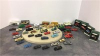 large selection of HO scale toy cars – brands