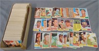 (250+) 1961 Topps Baseball Cards