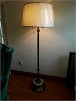 Vintage Alabaster base floor lamp. This is an