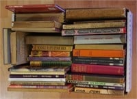 Quantity of books on poetry, prose & literature
