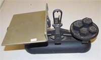 Set of Avery scales & weights