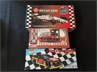 3PC TEXACO DIECAST BANKS