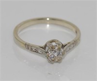 18ct white gold & diamond solitaire ring.
