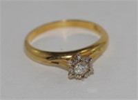18ct yellow gold, platinum & diamond ring.