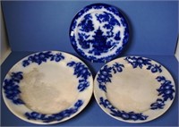 English Willow pattern blue & white plate