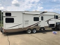 2006 Keystone Laredo 30 foot with aluminum frame