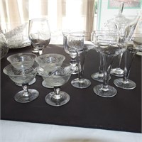 Assortment of 11 Miscellaneous Crystal & Glassware