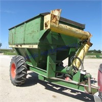 John Deere 1210 grain cart