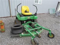 John Deere Zero turn F620