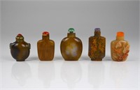 GROUP OF FIVE CHINESE AGATE CARVED SNUFF BOTTLES