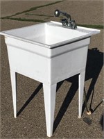 Commercial ABS Plastic Sink, 24" x 24"