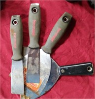 Set of 4 putty knives