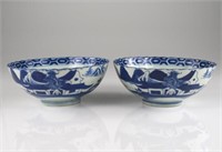 PAIR OF CHINESE EXPORT BLUE & WHITE BOWLS
