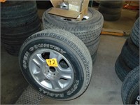 Set of 4 Wheels and Tires off 02 Escape
