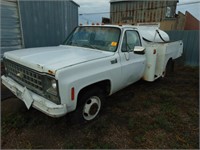 1980 C30 Chevrolet Custom Deluxe Truck