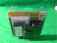 SPY POINT LITHIUM BATTERY PACK & CHARGER