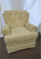 Super Style upholstered arm chair