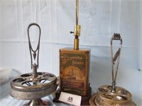Castor Stands & Lamp