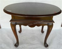 MAHOGANY QUEEN ANNE STYLE TABLE