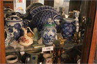 Oriental pottery and décor