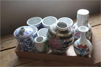 Box of assorted vases