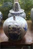 Two oriental urns