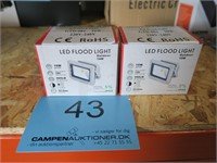 2 stk. LED arb. lamper 10W