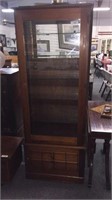 DISPLAY CABINET ON BASE WITH 5 GLASS SHELVES AND