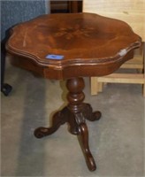 Vtg Lamp Table w/ Wood Inlay