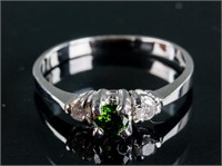 0.25ct Green & 0.13ct White Diamond Ring CRV$2000