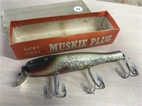 Vintage Lucky-strike Fishing Lure - 6"