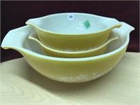 3 Yellow Pyrex Bowls (2 Are Small)