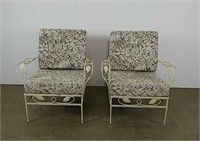 Pair of patio chairs with grape design
