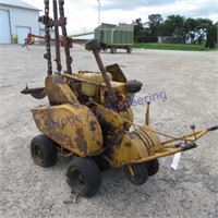 trencher w/wisconsin motor