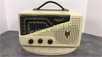 Vintage Zenith AM/FM radio model 7H922-W