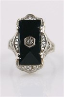14k White Gold, Black Onyx and Diamond Chip Ring