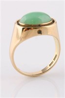 14k Yellow Gold Oval Cabochon Jadeite Ring