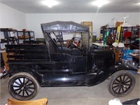 1919 FORD MODEL T WITH PICKUP BOX