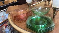 Depression glass five pink plates, five green