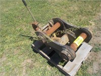 JOHN DEERE 130 OR 135 QUICK COUPLER