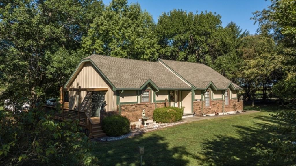 Nice 3 Bedroom Ranch on Peaceful 3-Acre Treed Setting